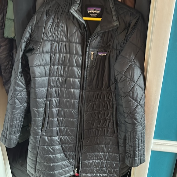 Patagonia Women's Radalie Parka Size XL Black - Picture 4 of 8